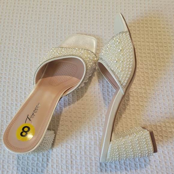 Forever  White Pearl Embellished Women's Heels - Picture 9 of 11